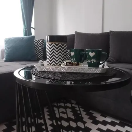Apartment Silver M *